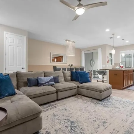 4 Bedrooms - 4,5 Bathrooms - Solara 1568 Cp